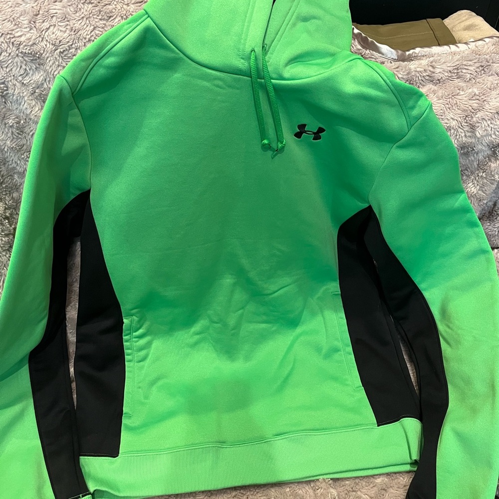 Under Armour Women’s Fleece Hoodie